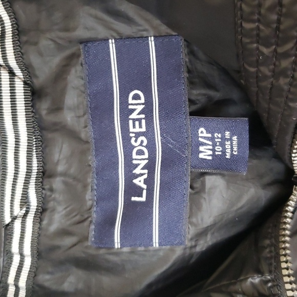 Lands End Down Filled Black Puffer Coat, Winter Coat, Women's Size MP 10-12. - Picture 5 of 12